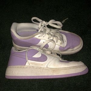 Nike air purple shoes